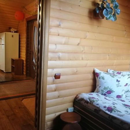 Sadyba Gostynniy Dvir Izki Exterior foto