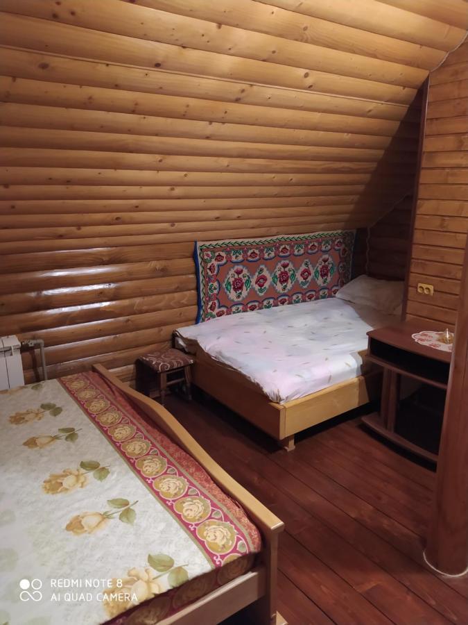 Sadyba Gostynniy Dvir Izki Exterior foto