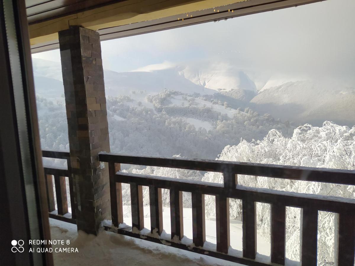 Sadyba Gostynniy Dvir Izki Exterior foto
