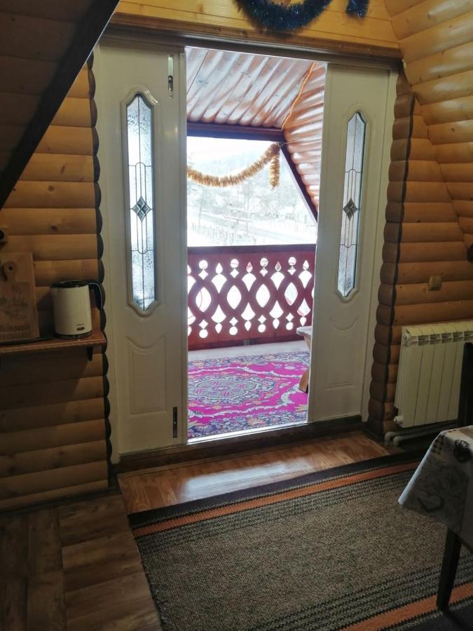 Sadyba Gostynniy Dvir Izki Exterior foto